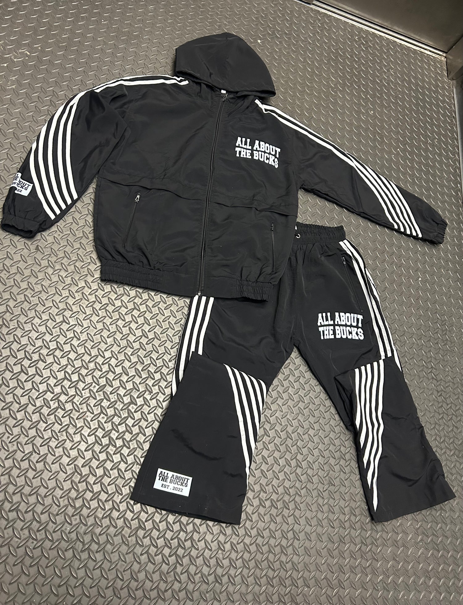 AllAboutTheBuck$ Sets